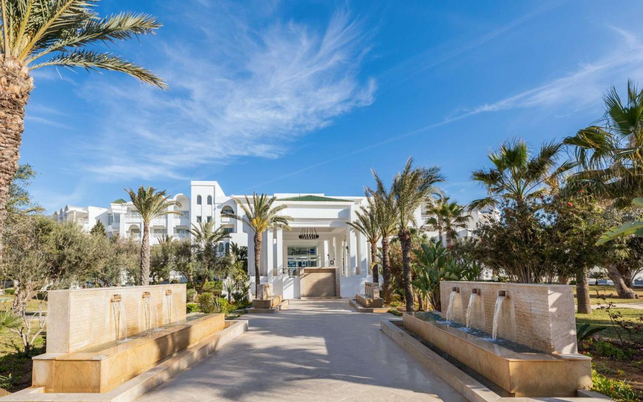 Radisson Blu Resort & Thalasso Hammamet Exteriér fotografie The entrance of the hotel