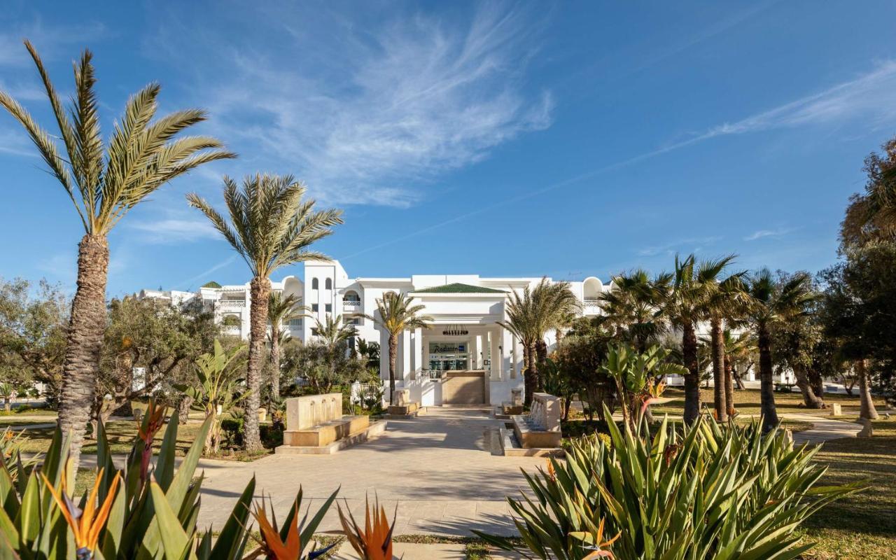 Radisson Blu Resort & Thalasso Hammamet Exteriér fotografie The main entrance of the hotel